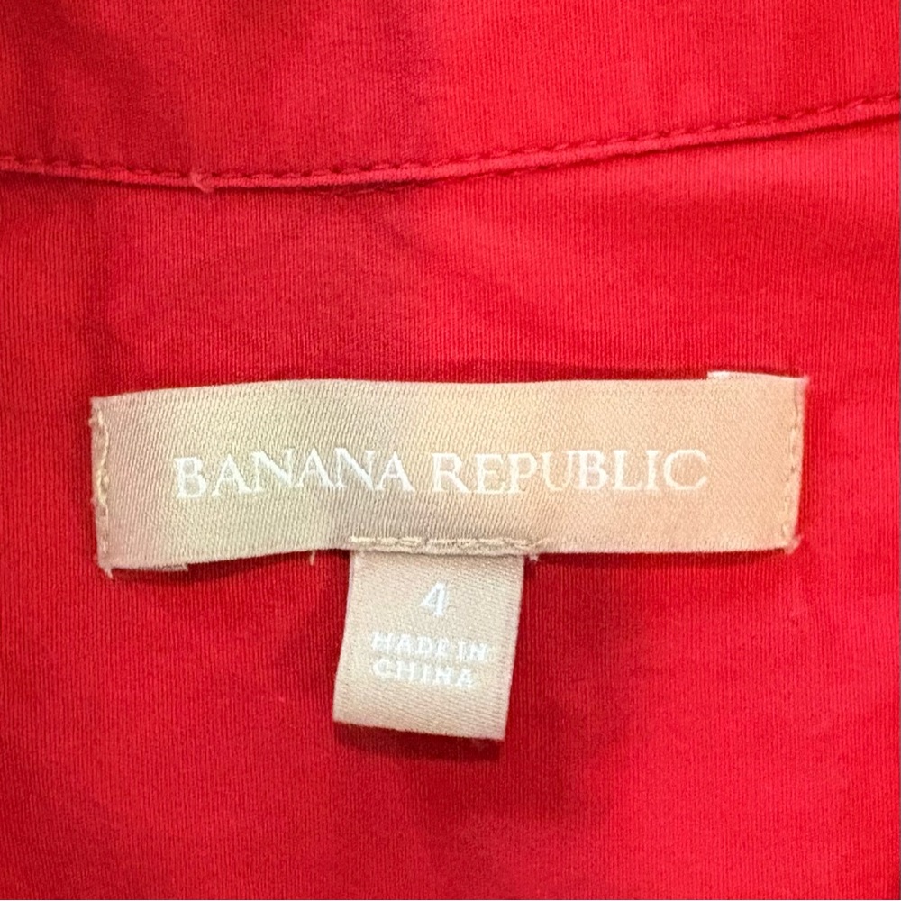 Banana Republic, Shirt Dress with Belt, Pockets and Roll Tab Sleeves, Size 4 - Picture 6 of 6